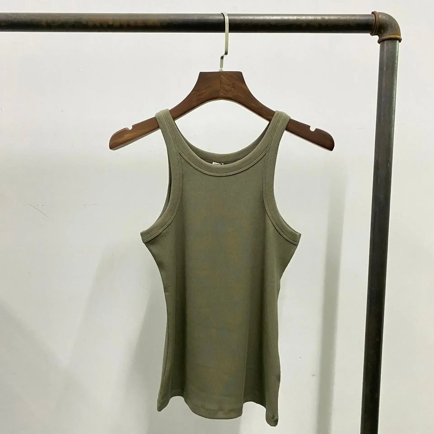 (High Quality)2025 Women Tops Racer Vest Women Solid Color All-match Elastic Cotton Espera Base Vest LUXURY Nordic Style Casual