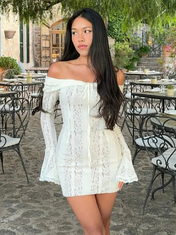 TARUXY Black Lace Flare Sleeve Dress One-Shoulder Women's Slim Tight Waist Sexy Gown Dress Elegant Strapless Long Fishtail Dress