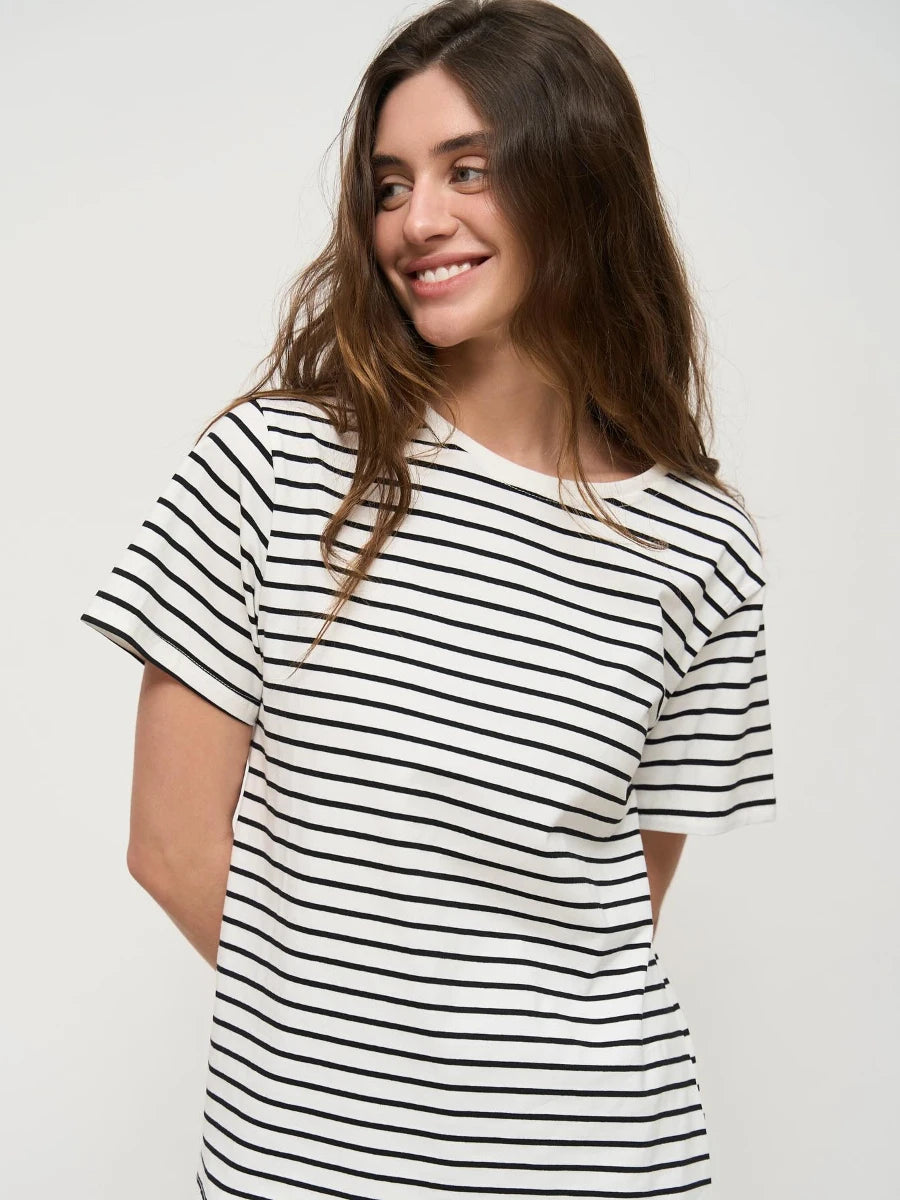 Wolfeel Summer Short Sleeve Striped T-Shirts Women Knitted Basic Casual Tops Female Cozy Loose Cotton Tees