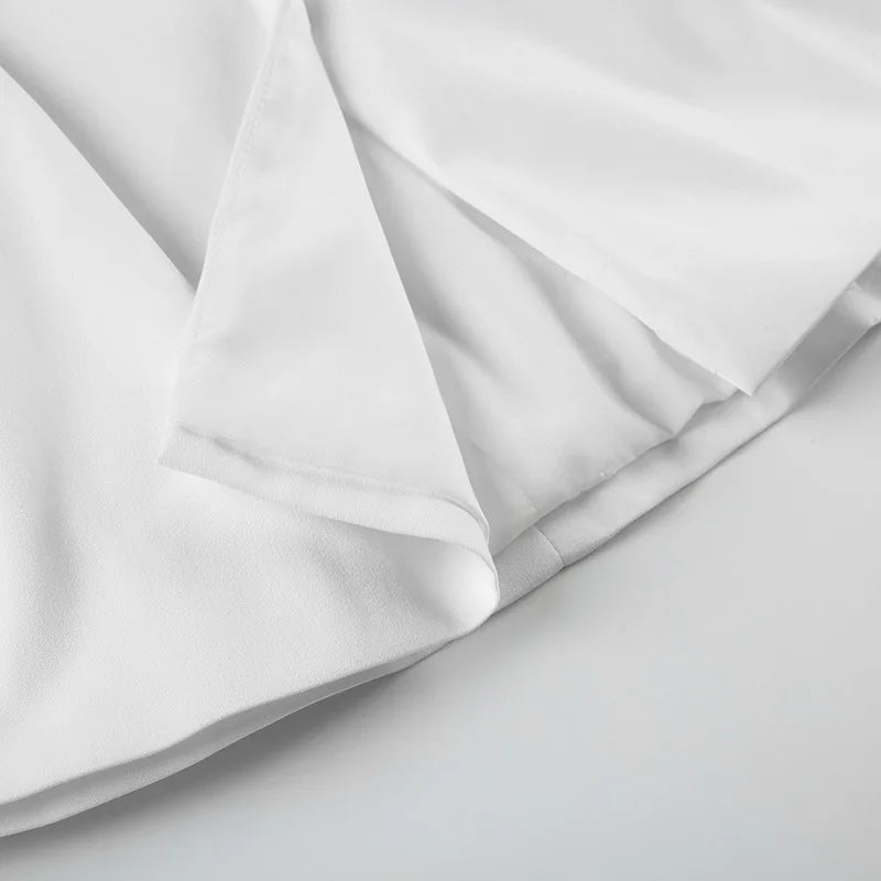 Tuularose White Sexy Top Elegant V Neck Slim Sleeveless Backless Top Casual Beach Vacation High Street Commuter Female Tops 2025