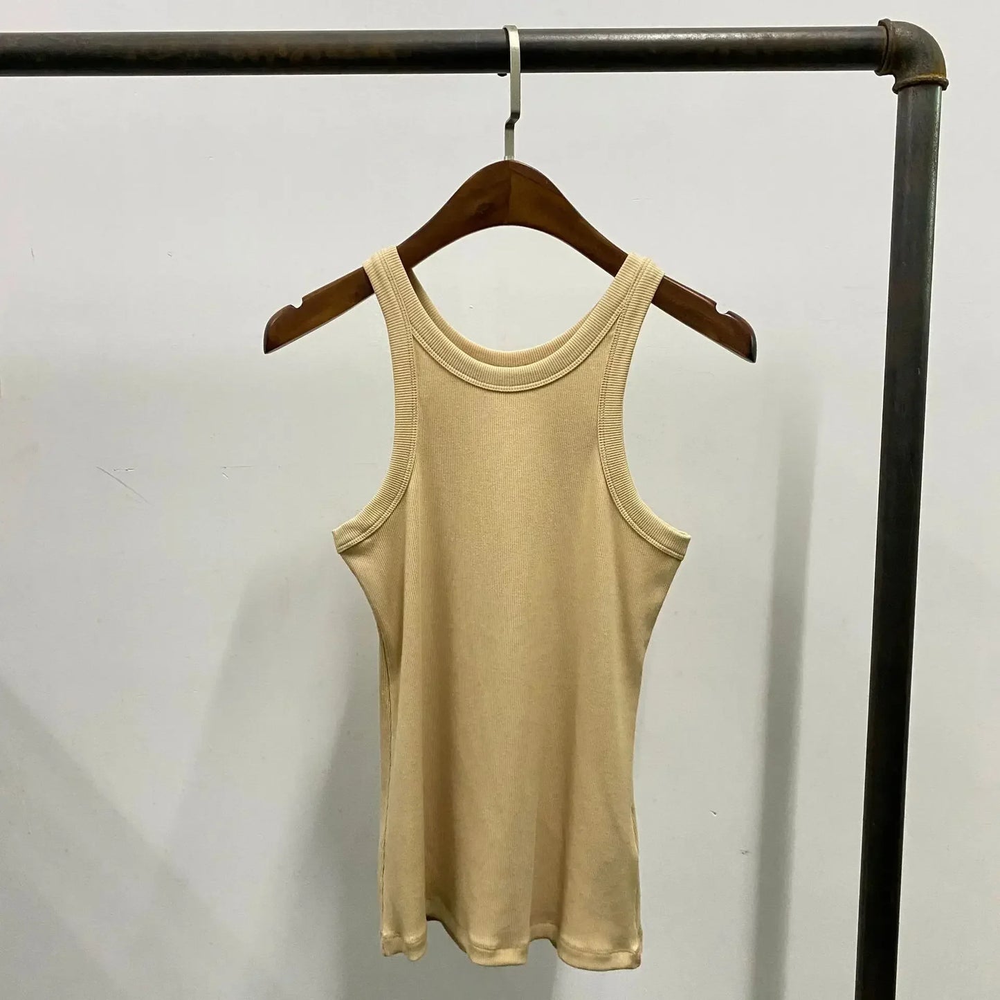 (High Quality)2025 Women Tops Racer Vest Women Solid Color All-match Elastic Cotton Espera Base Vest LUXURY Nordic Style Casual