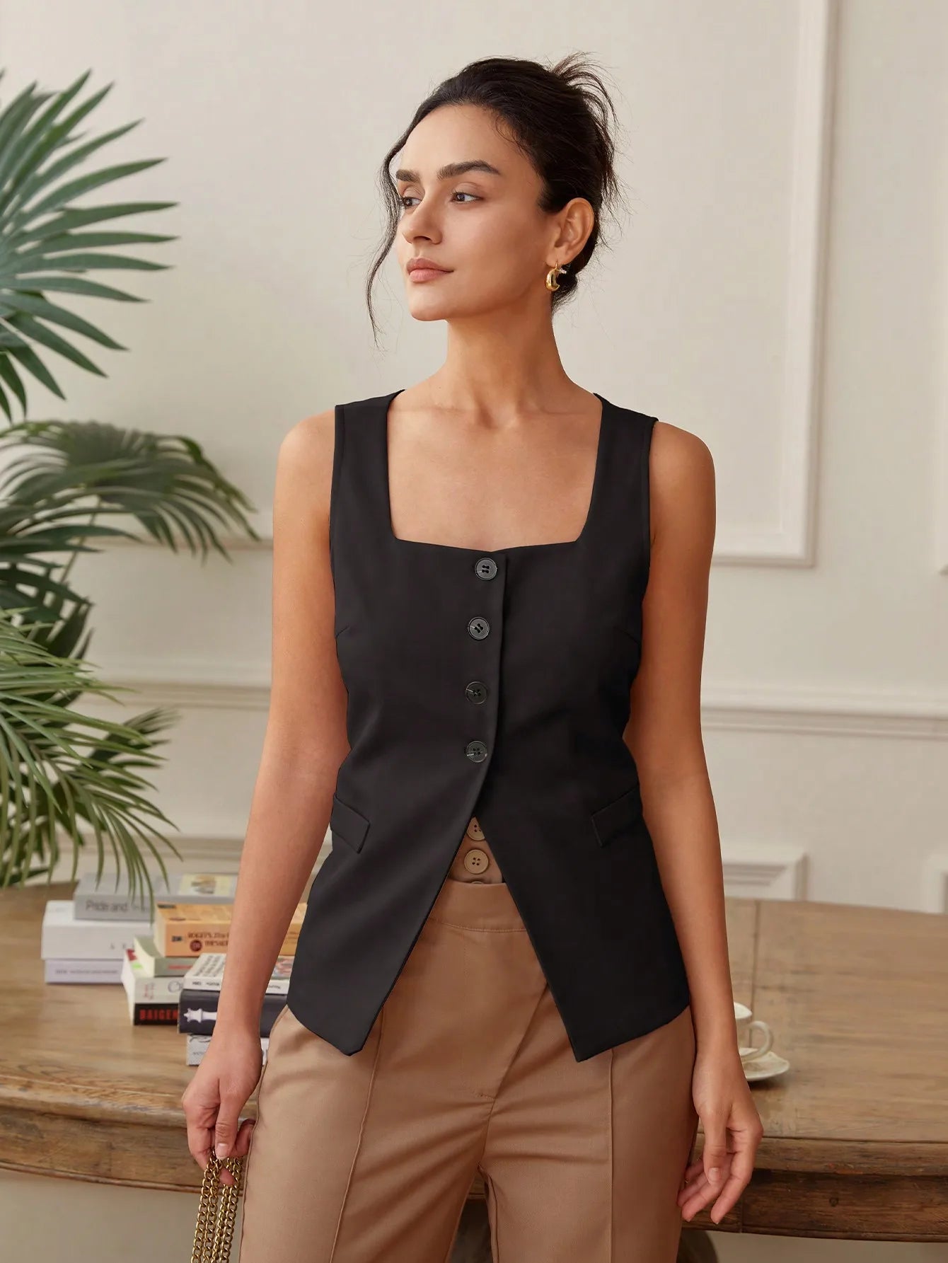 AEL Women's Sleeveless Vest Women Fashion Front Buttons Waistcoat Vintage Square Neck Sleeveless Female Outerwear Chic Tops