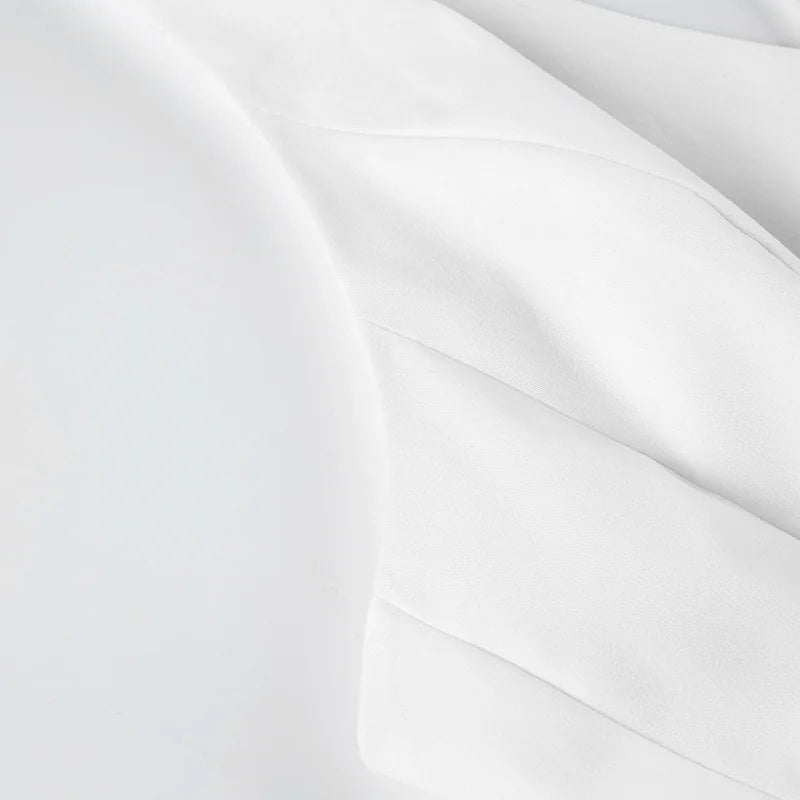 Tuularose White Sexy Top Elegant V Neck Slim Sleeveless Backless Top Casual Beach Vacation High Street Commuter Female Tops 2025