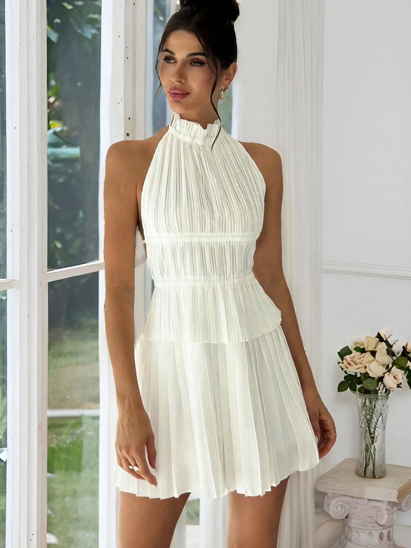 Women's Summer Elegance Back to school season commuter vacation Street fashion halter pleated halter Strap top and high wai