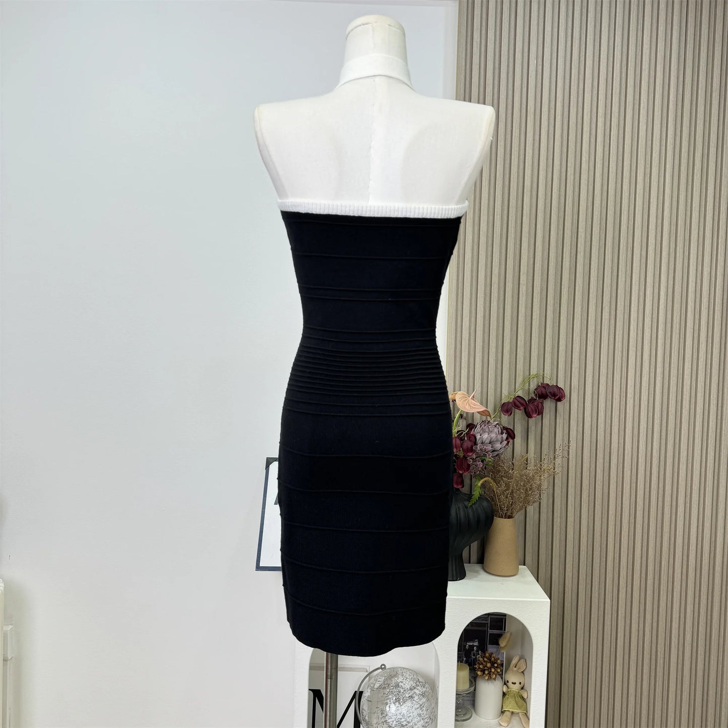 2025 Women Celebrity Sexy Backless Halter Button Bodycon Black Mini Bandage Dress Elegant Evening Club Party Dresses Vestidos