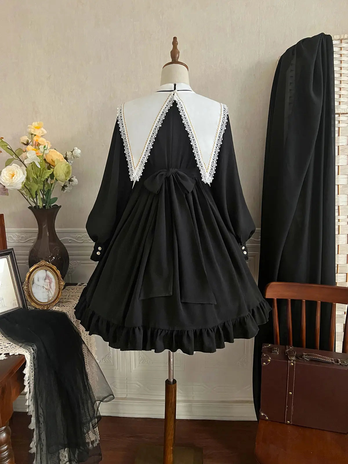 Contract Color Lolita Dress for Women Gothic Style Dark Girl Japanese Retro Op Dress Autumn and Winter Long Sleeve Black Dress