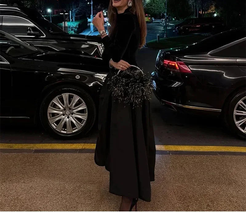 2025 New Lady Chic Party Gowns Elegant Women Velvet Long Sleeve Pleated Hem Robes Fashion Half High Collar Slim Fit Maxi Dress