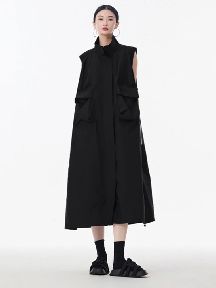 [EAM] Women Green Pocket Hem Drawstring Big Size Vest Dress New Stand Collar Sleeveless Fashion Tide Spring Autumn 2025 1DJ0147