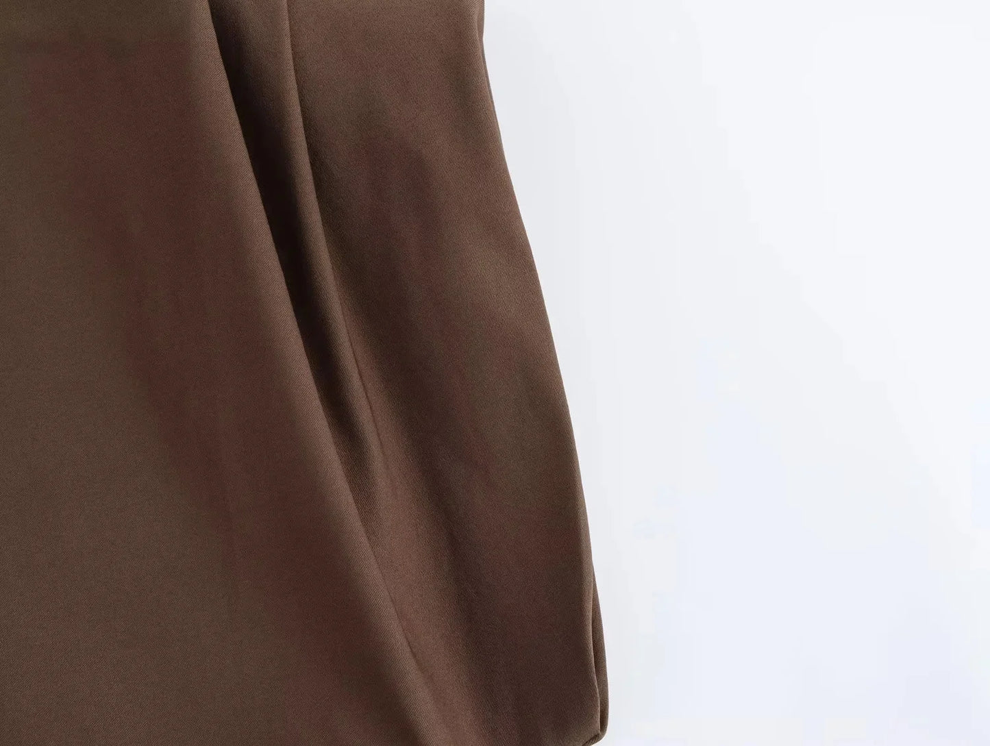 TRAFZA Vintage Chic Women Solid Asymmetric O-Neck Zipper Sleeveless Cross Folds Top Fashion 2025 Streetwear Padded Shoulder Top
