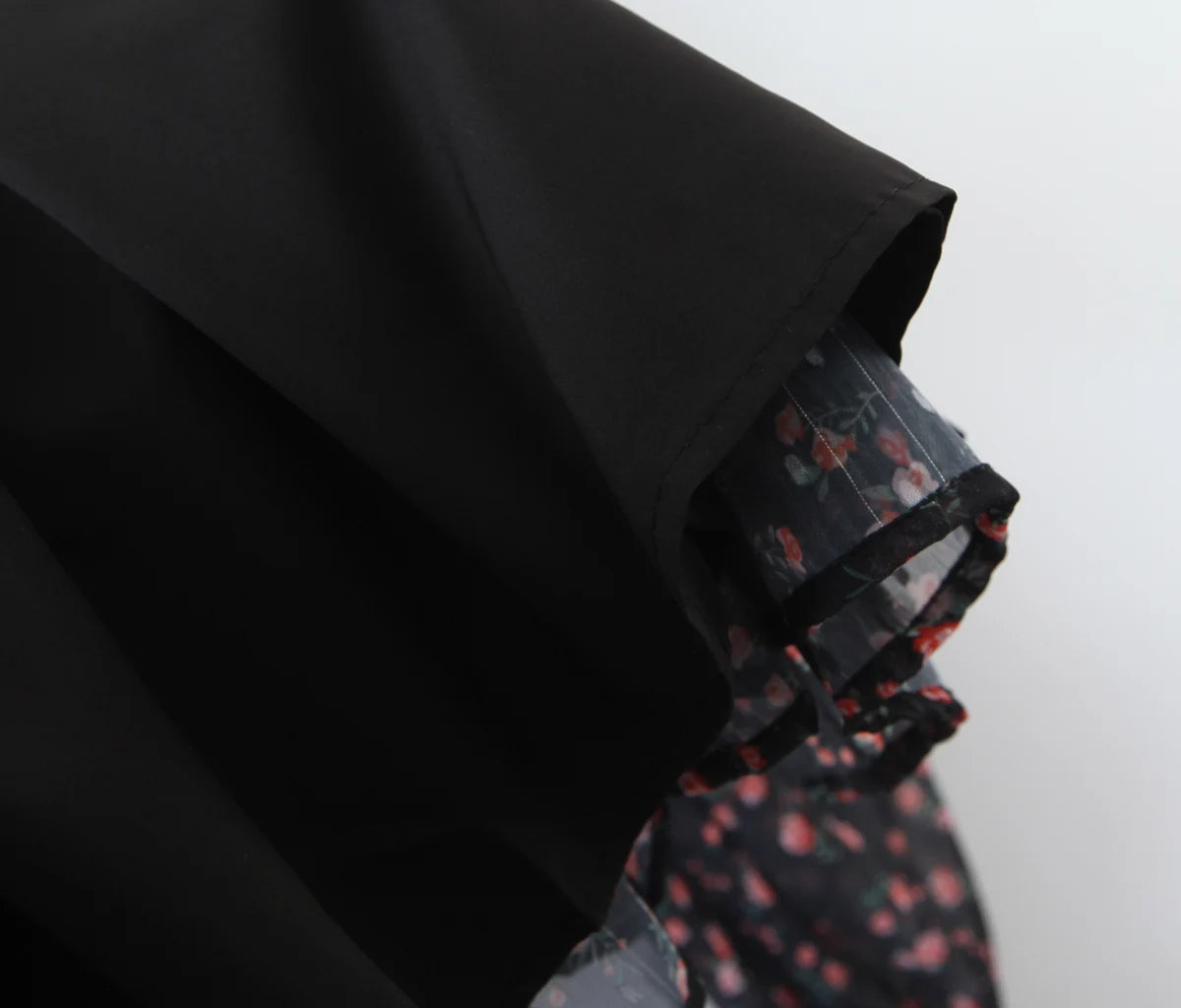 2022 Women Sexy Cross Bandage Black Flower Print Puff Long Sleeve Dress 3 layer Wood Ears Ruffles Hem Cake Mini Holiday Robe