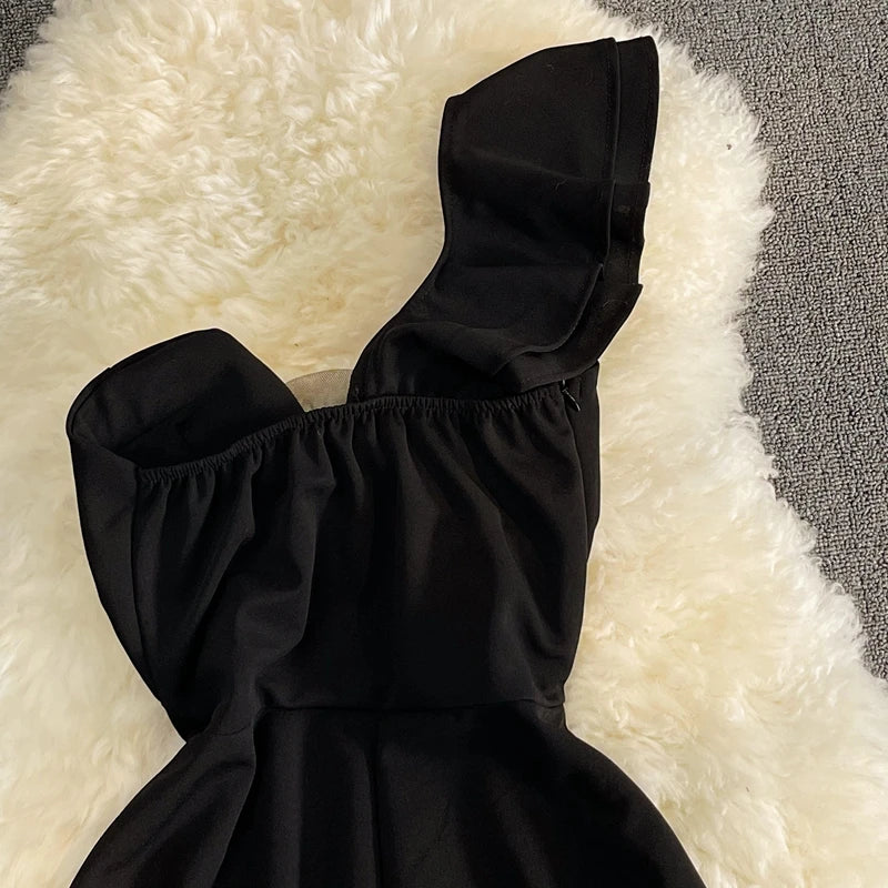 Women Black White Ruffled One Shoulder Sleeveless Mini Dress Strapless Mesh Patchwork High Waist A-line Party Dress Vestidos