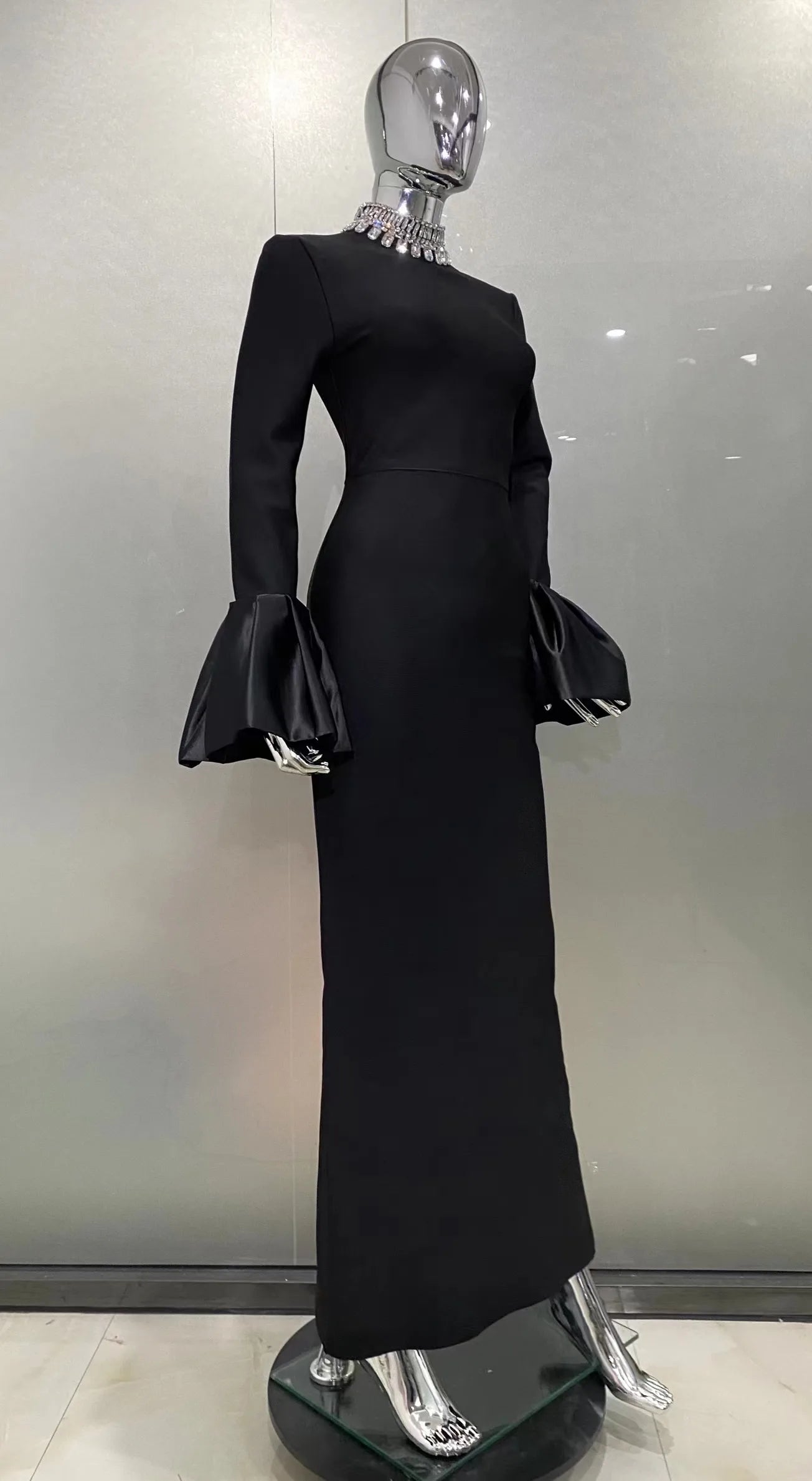 STOCK Shining Diamonds Neck Flare Sleeve Black Long Bandage Dress Elegant Woman Evening Party Dress Cocktail Party Outfit