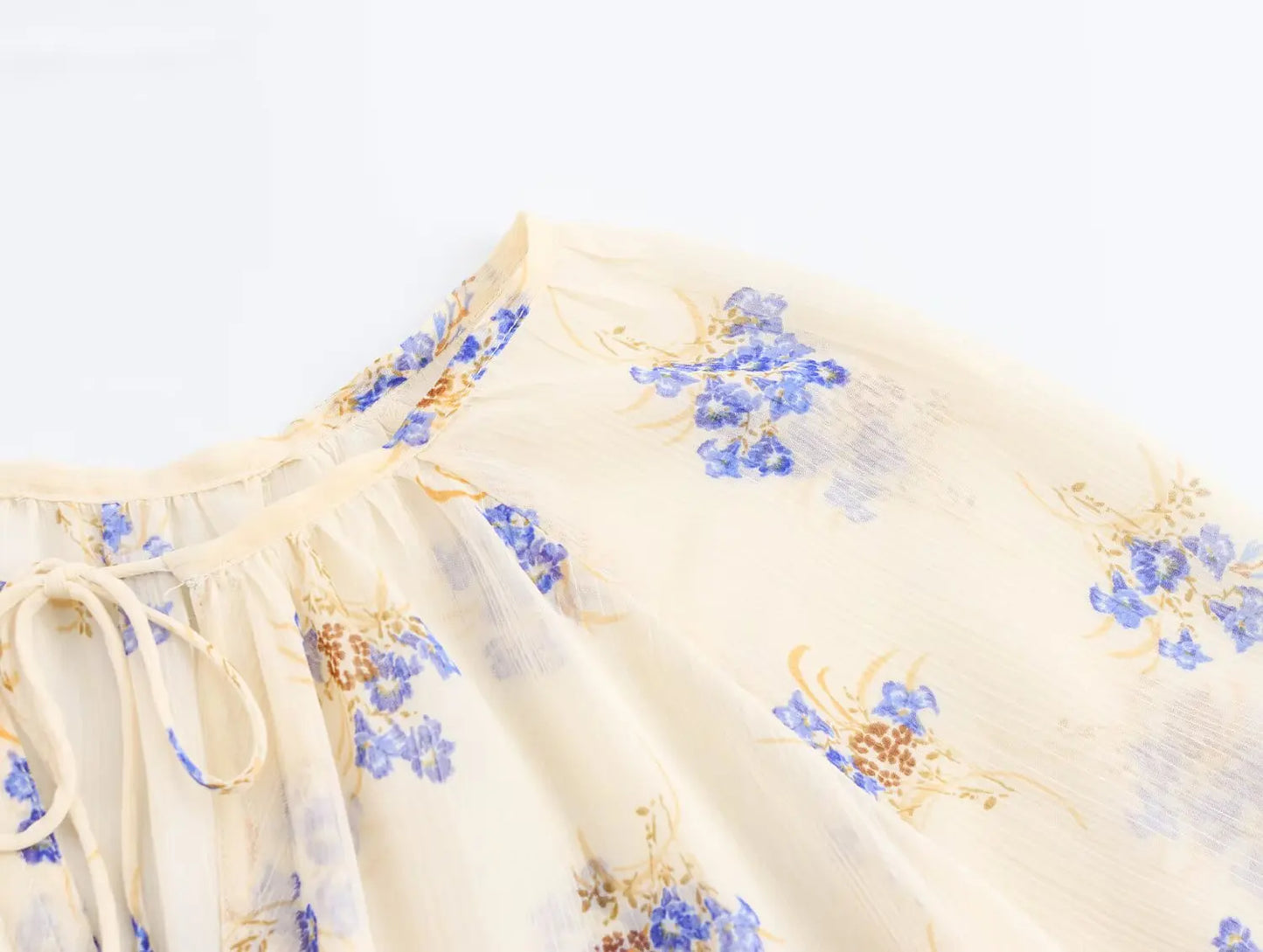 PB&ZA Women's Blouse Off - the - Shoulder Design with Floral Print Puff Sleeves and Front Button - down for a Feminine Look