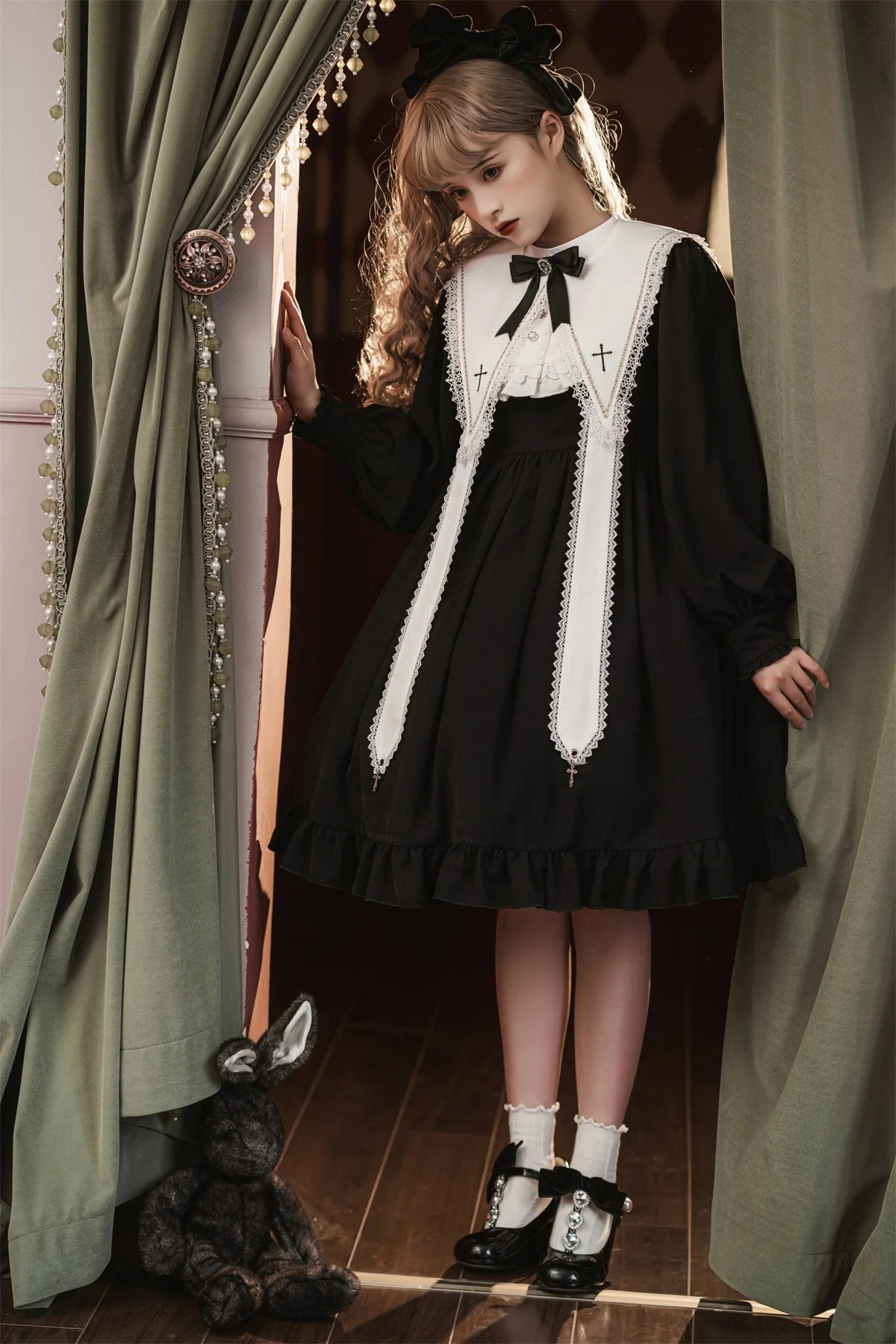 Contract Color Lolita Dress for Women Gothic Style Dark Girl Japanese Retro Op Dress Autumn and Winter Long Sleeve Black Dress