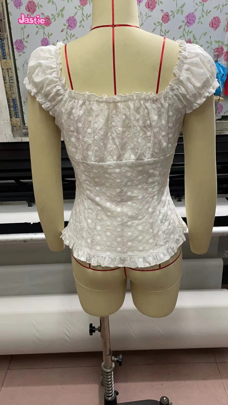 2024 New White Lace Tied Square Neck Summer T-shirts Chic Elegant Short Sleeve Tee Cotton Y2K Street Casual Bow Tie-up Top Women