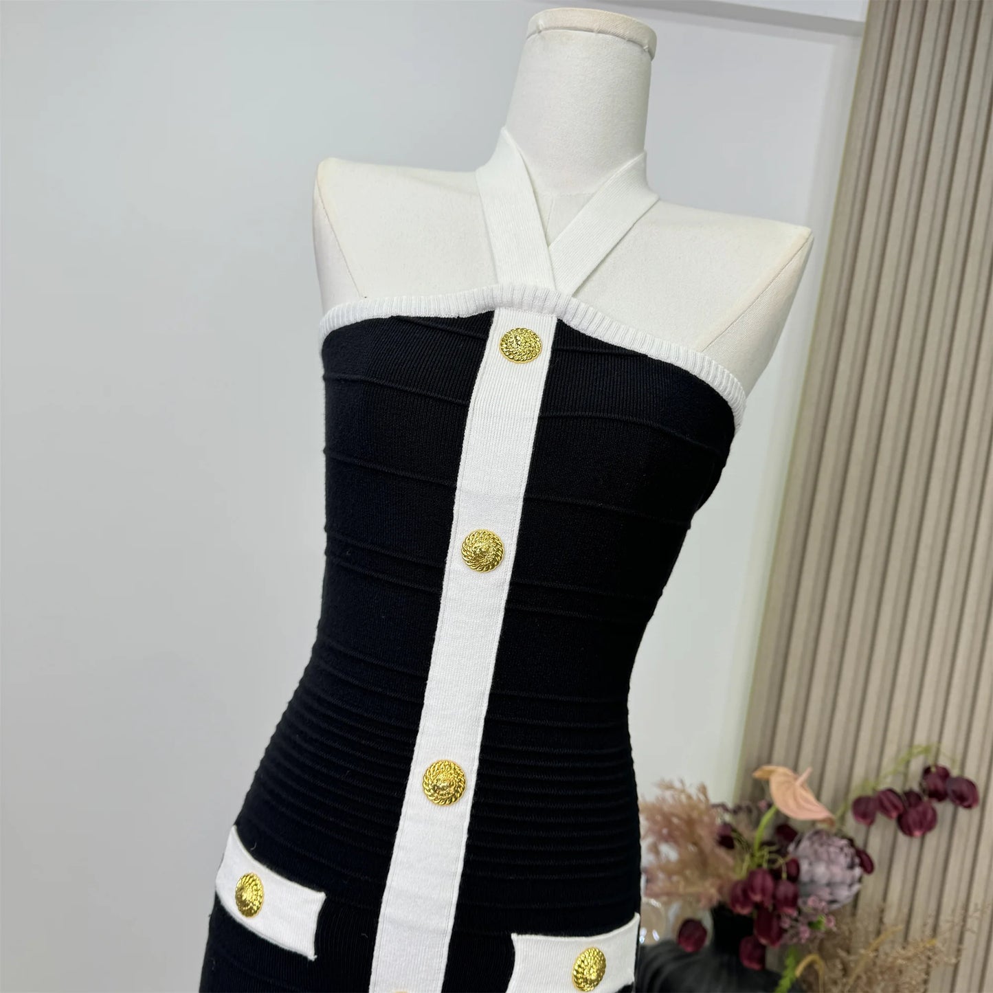 2025 Women Celebrity Sexy Backless Halter Button Bodycon Black Mini Bandage Dress Elegant Evening Club Party Dresses Vestidos