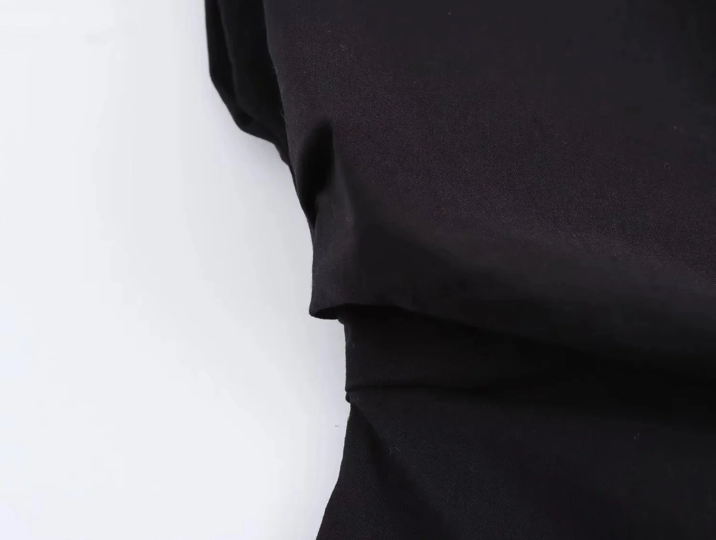 TRAFZA Vintage Chic Women Solid Asymmetric O-Neck Zipper Sleeveless Cross Folds Top Fashion 2025 Streetwear Padded Shoulder Top