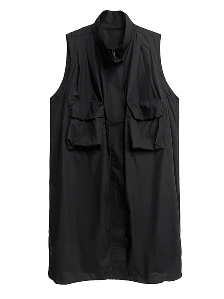 [EAM] Women Green Pocket Hem Drawstring Big Size Vest Dress New Stand Collar Sleeveless Fashion Tide Spring Autumn 2025 1DJ0147