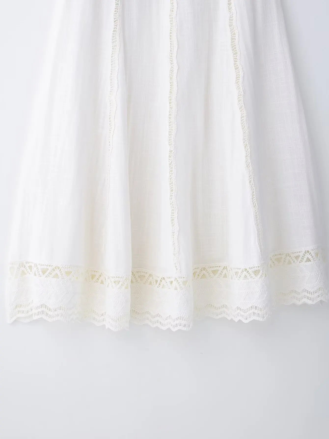 TRAFZA Women Fashion O-Neck Crocheting Details White Skirt Suit Short-sleeve Blouse+Side Zipper White Pleated Midi Se Long Skirt