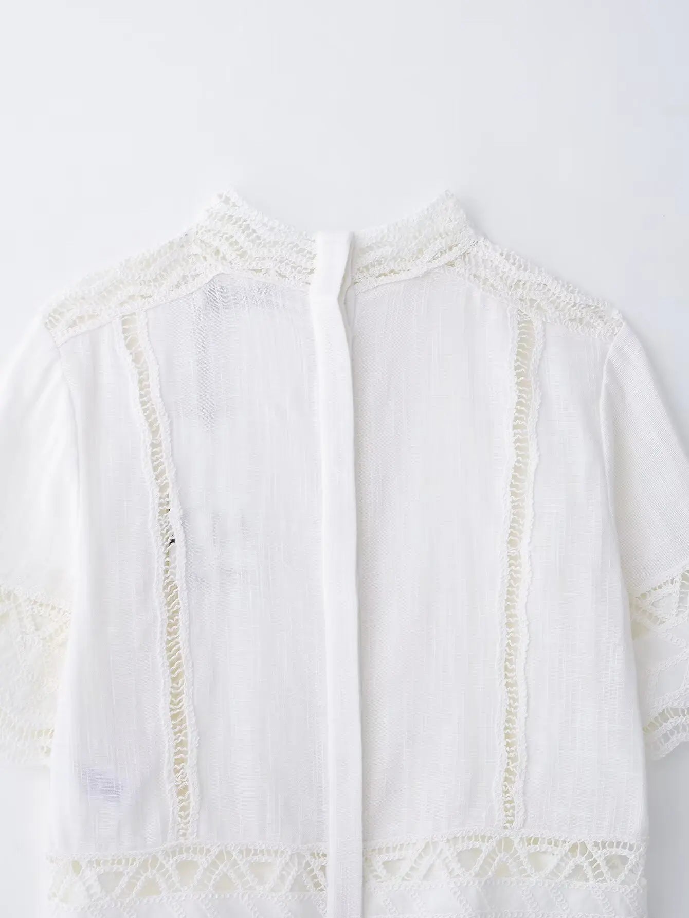 TRAFZA Women Fashion O-Neck Crocheting Details White Skirt Suit Short-sleeve Blouse+Side Zipper White Pleated Midi Se Long Skirt