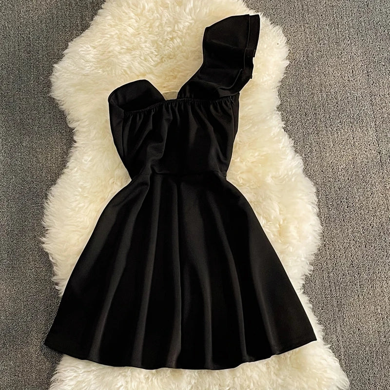 Women Black White Ruffled One Shoulder Sleeveless Mini Dress Strapless Mesh Patchwork High Waist A-line Party Dress Vestidos