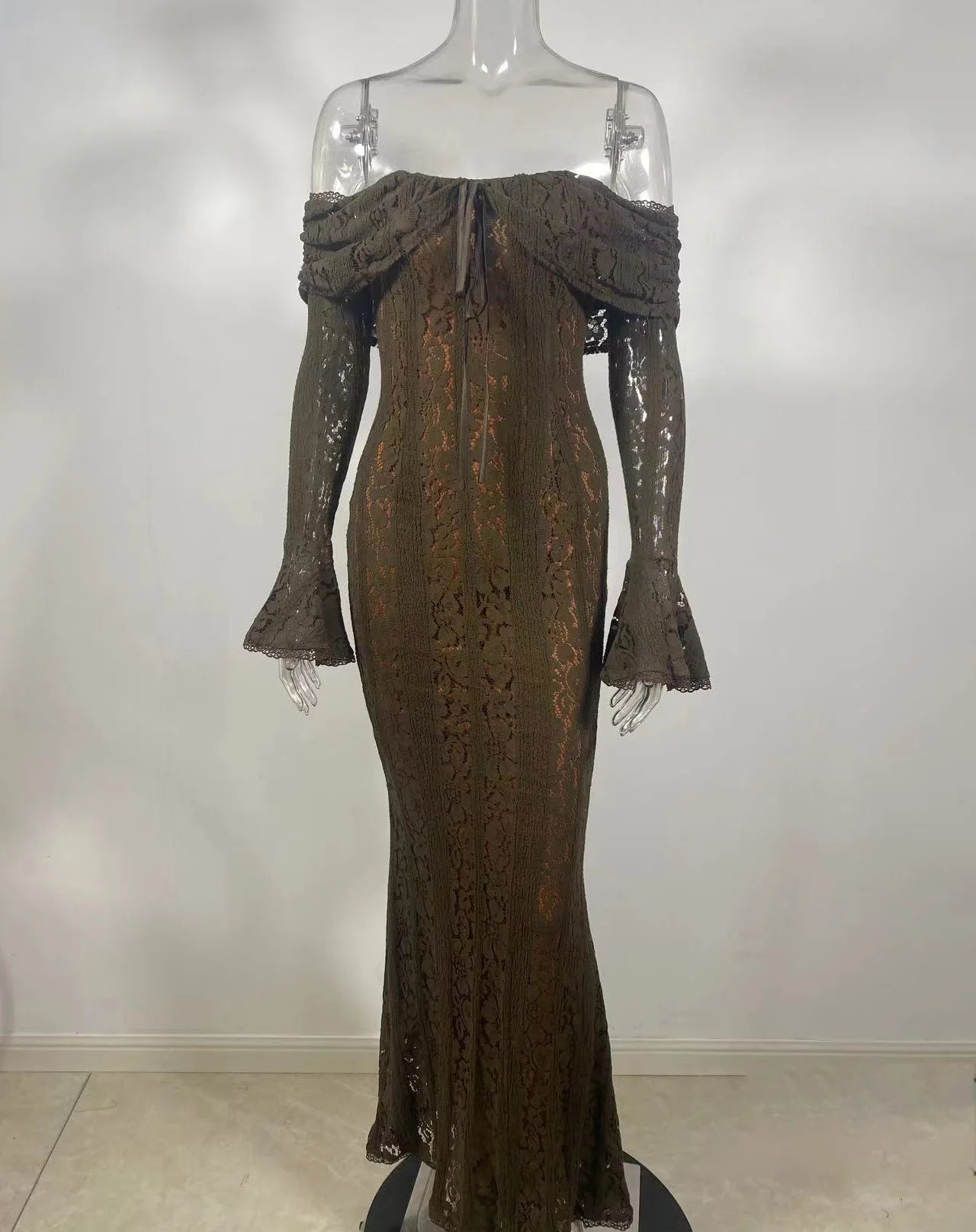 TARUXY Black Lace Flare Sleeve Dress One-Shoulder Women's Slim Tight Waist Sexy Gown Dress Elegant Strapless Long Fishtail Dress
