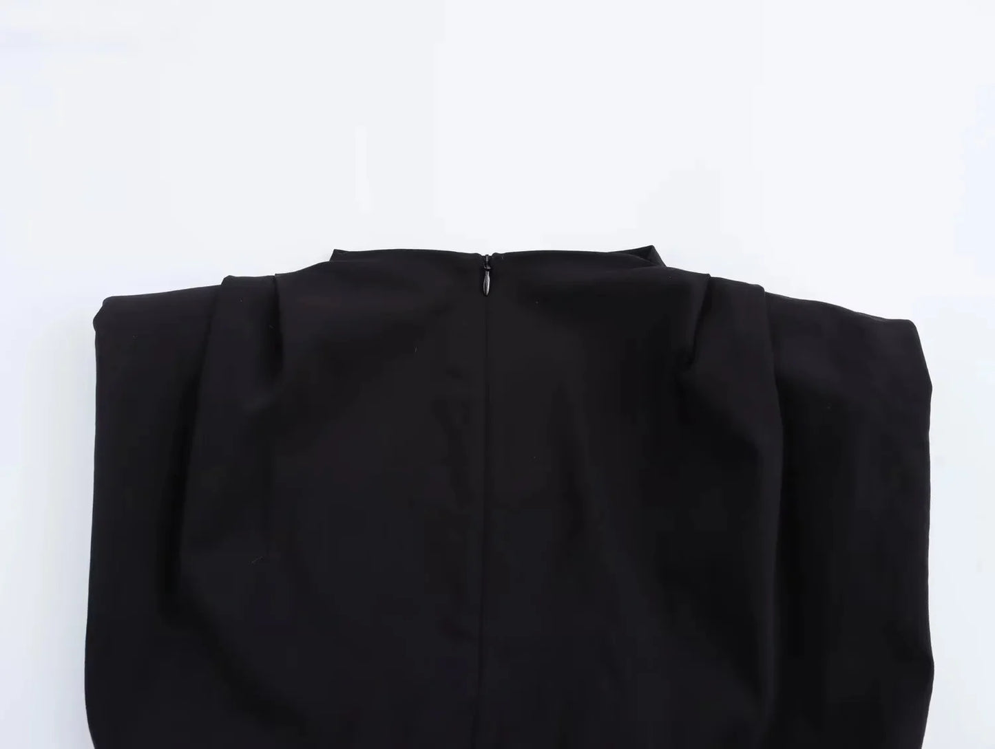 TRAFZA Vintage Chic Women Solid Asymmetric O-Neck Zipper Sleeveless Cross Folds Top Fashion 2025 Streetwear Padded Shoulder Top