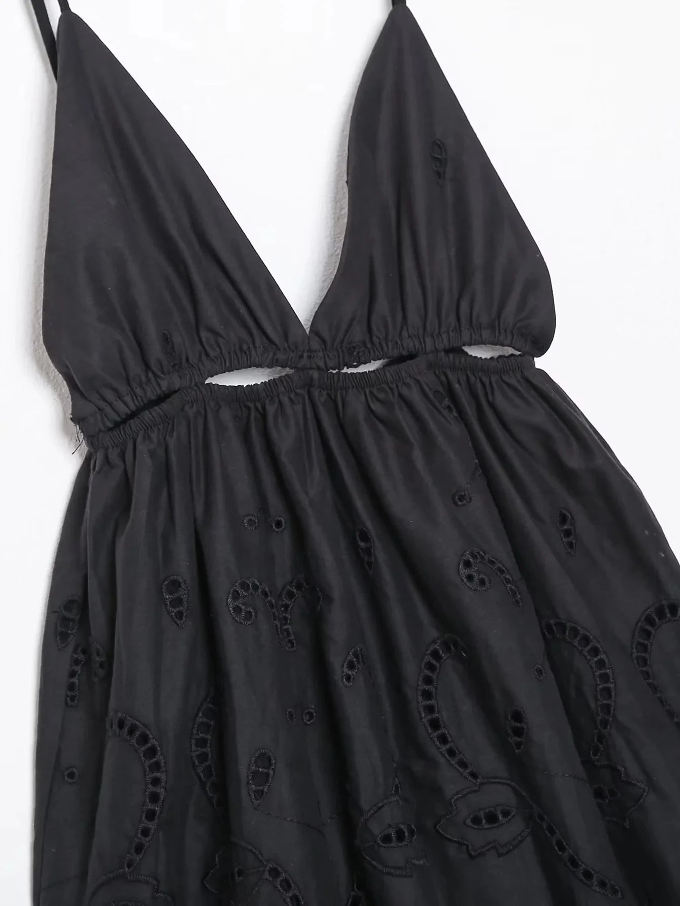 XNWMNZ 2024 Women Fashion Hollow out Embroidery Dress Vacation V-Neck Thin Strap Open Back Female Chic Mini Dresses