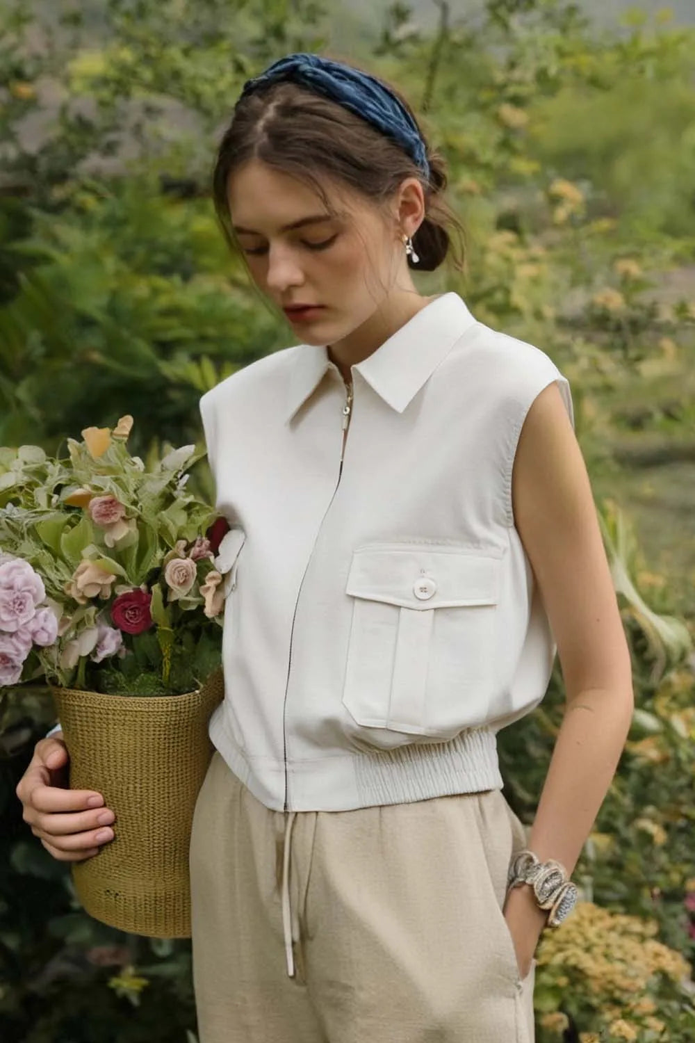 VIMLY Women's Commuter Vest Coat 2025 Summer Simple Fashion Sleeveless Zipper Lapel Neck Vest Coat Female Casual Short Waistcoat