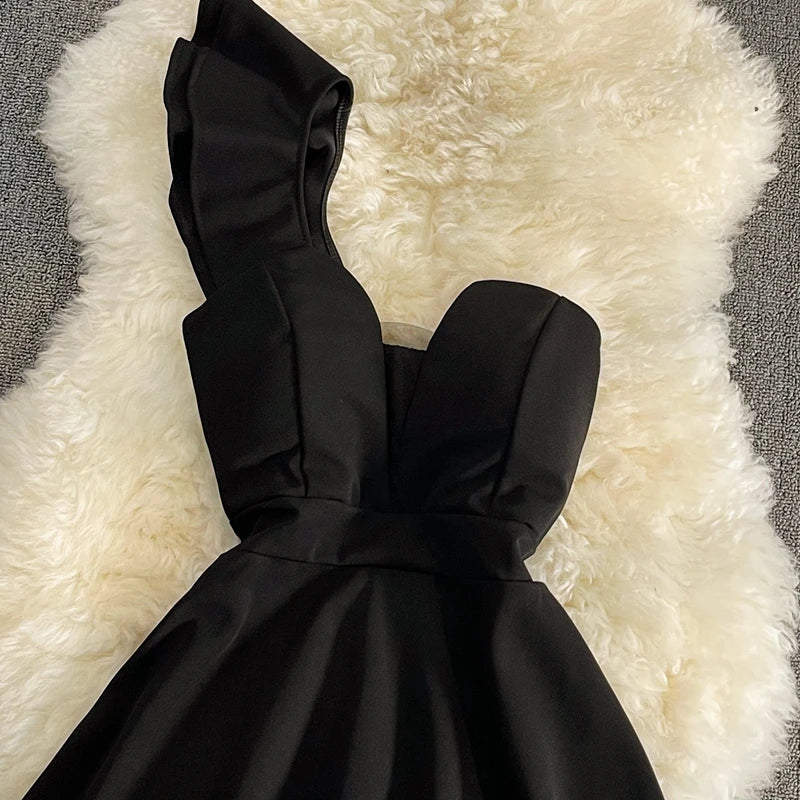 Women Black White Ruffled One Shoulder Sleeveless Mini Dress Strapless Mesh Patchwork High Waist A-line Party Dress Vestidos