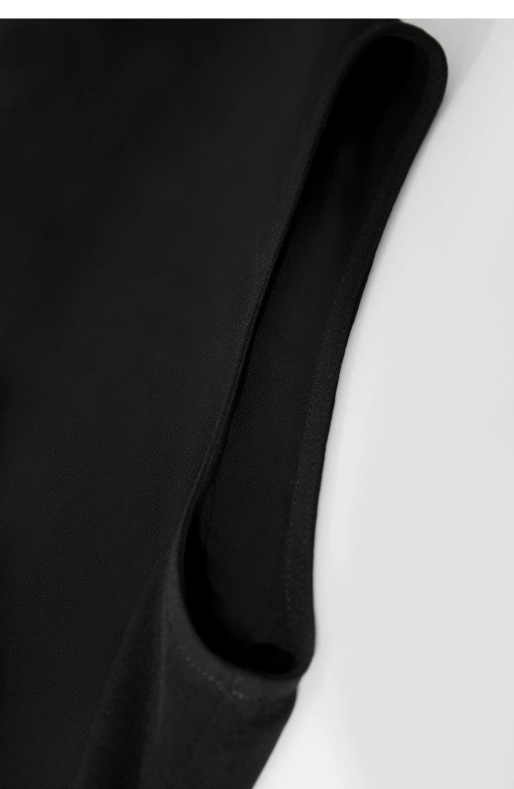 Amii Minimalism 2024 Summer New Sleeveless Small Black Dress Short Slim Half-high Neck Fashion Female Dresses for Women 12452052