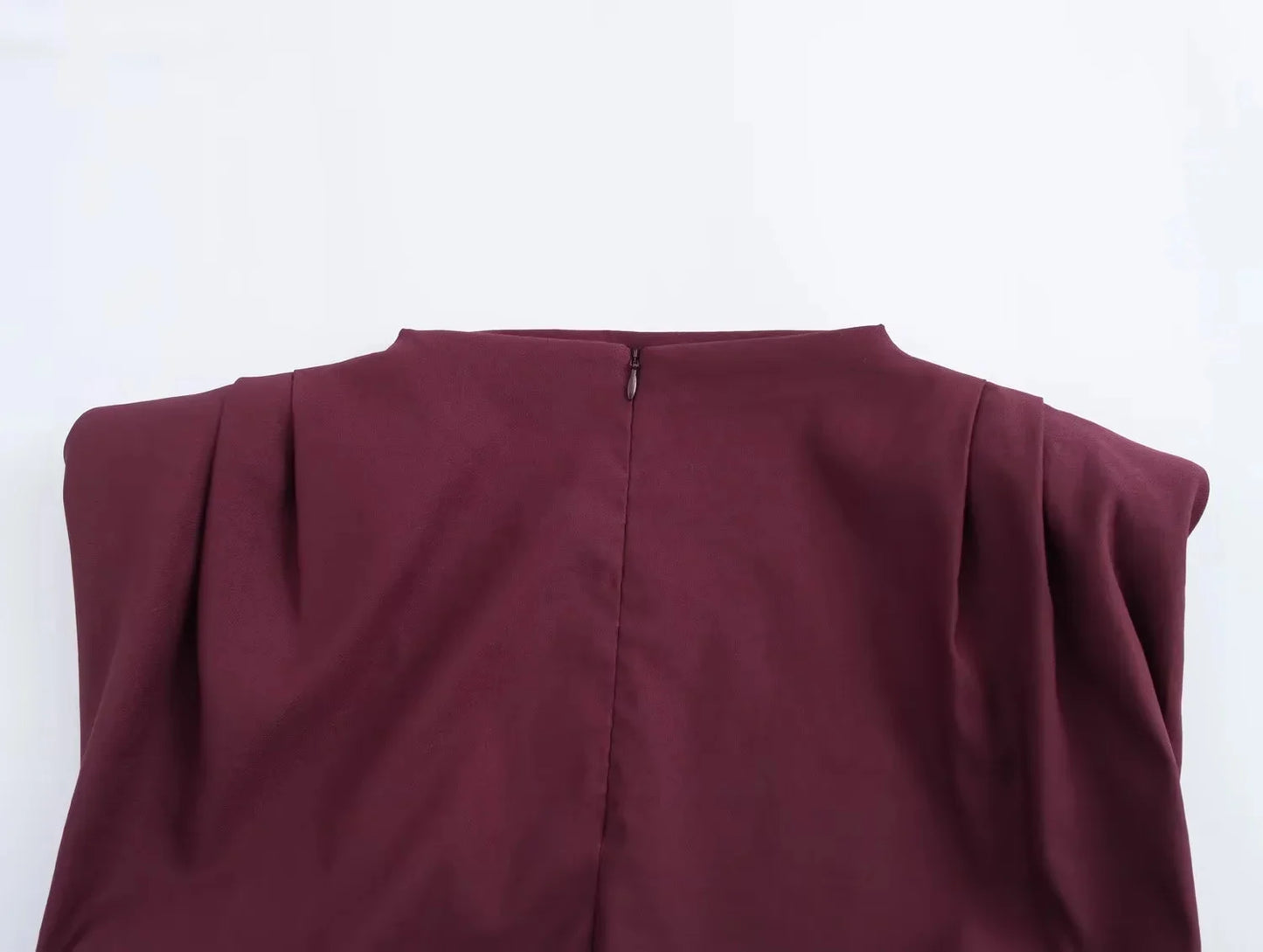 TRAFZA Vintage Chic Women Solid Asymmetric O-Neck Zipper Sleeveless Cross Folds Top Fashion 2025 Streetwear Padded Shoulder Top
