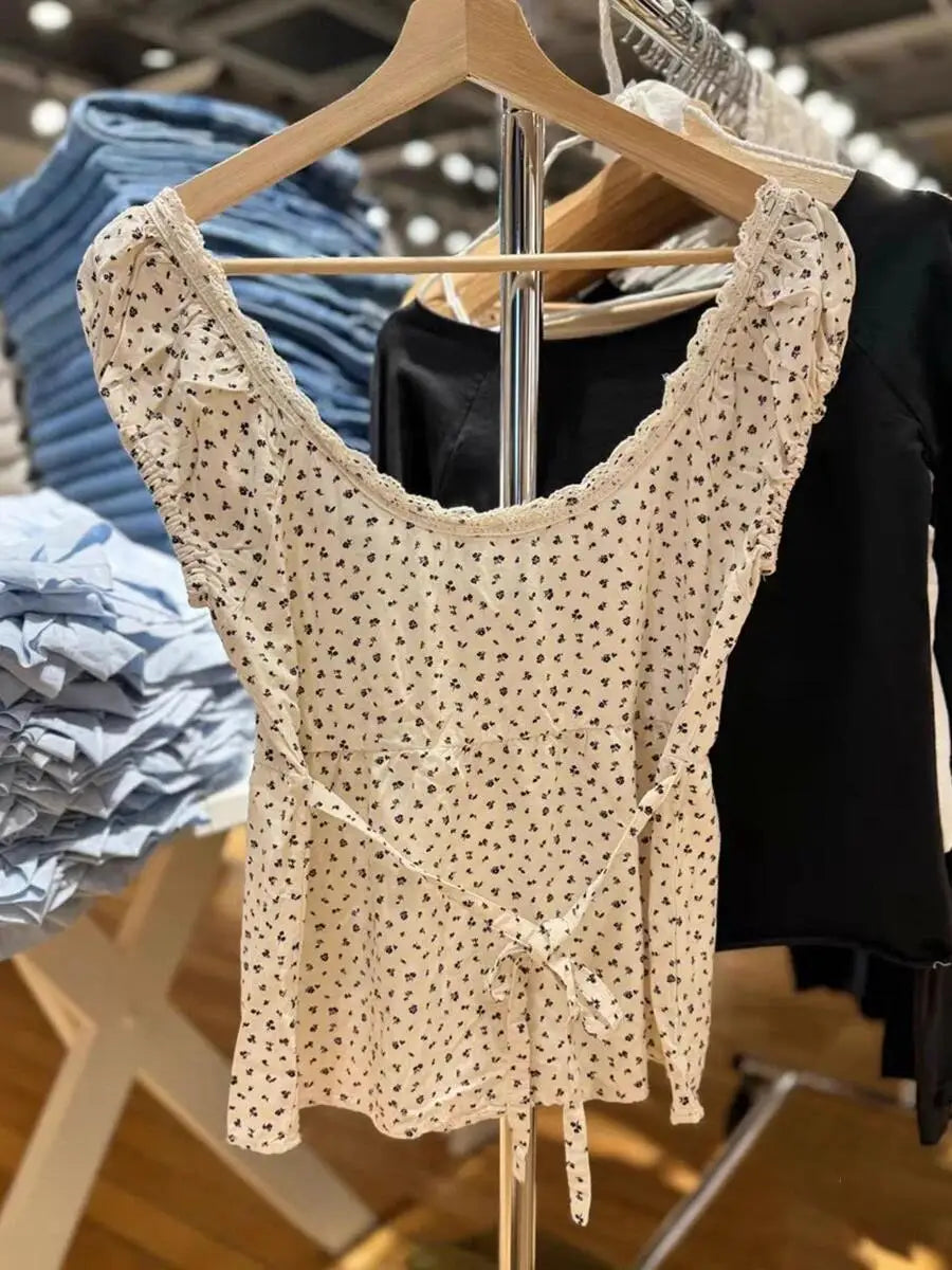 2024 New White Lace Tied Square Neck Summer T-shirts Chic Elegant Short Sleeve Tee Cotton Y2K Street Casual Bow Tie-up Top Women