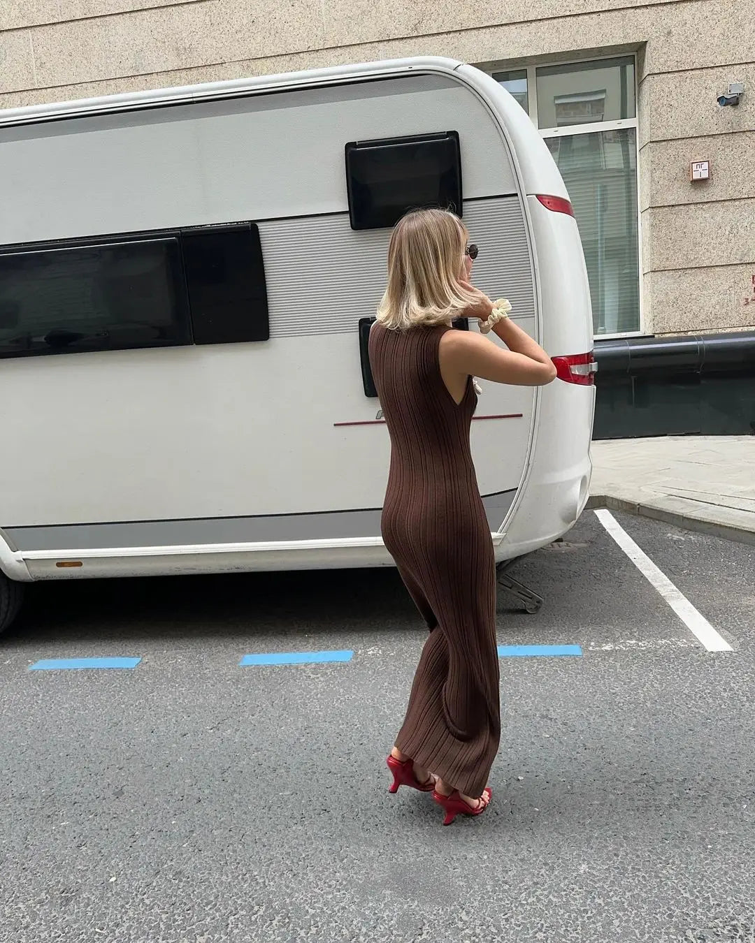 Robe longue en maille sans manches Tossy, col roulé, robe maxi ajustée, mode élégante, automne 2023