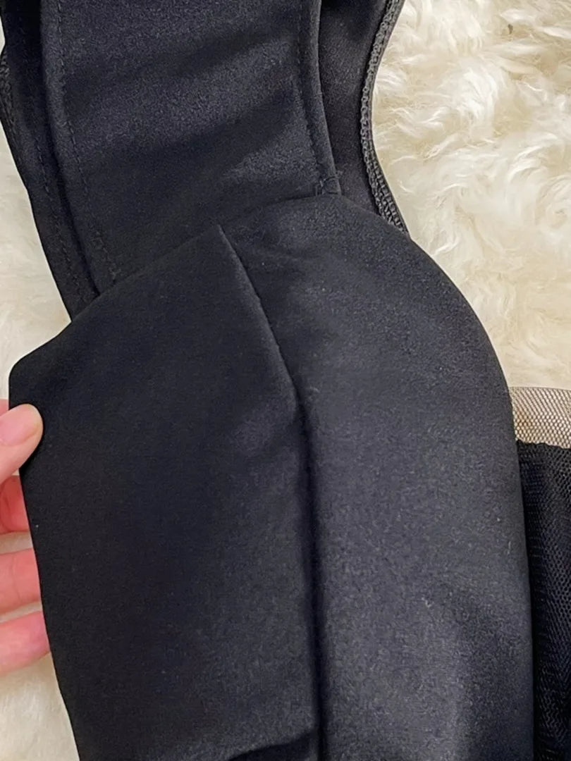 Robe mini à une épaule pour femmes, noir et blanc, volants, sans manches, patchwork en mesh, taille haute, robe de soirée A-line, vestidos